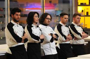 FOTO / Echipa lui Chef Florin Dumitrescu, "tunsă" la trei la "Chefi la cuţite"!