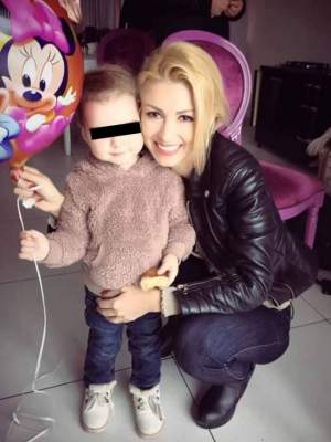 FOTO / Andreea Bălan a dezvăluit dacă își dorește fetiță sau băiețel. Fotografiile o dau de gol