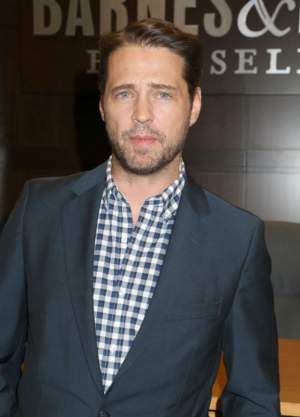FOTO / Ţi-l mai aminteşti pe actorul din "Beverly Hills, 90210"? Cum arată Jason Priestley la 46 de ani