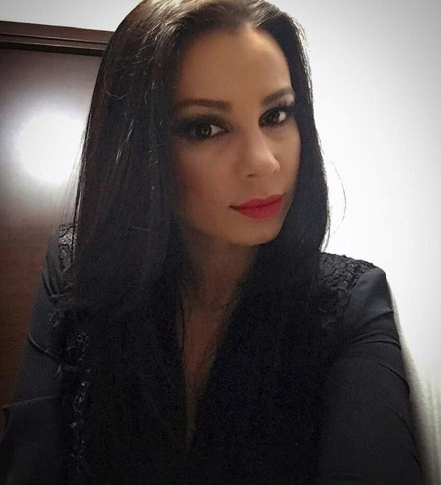 Iuliana Luciu surâde, bărbaţilor li se aprind tălpile! Cum le-a pus inima pe jar cu ultimul selfie