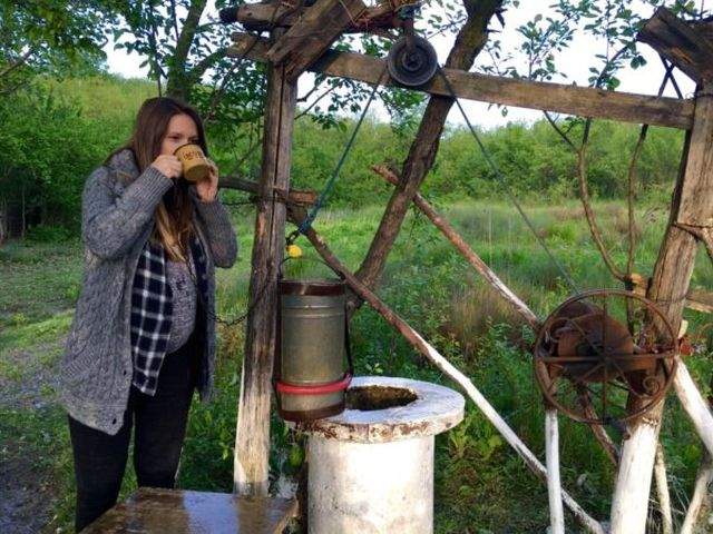 FOTO / Adela Popescu mai are puțin până când va naște, dar nu a vrut să piardă acest moment! Cum a petrecut Paștele cu Radu Vâlcan