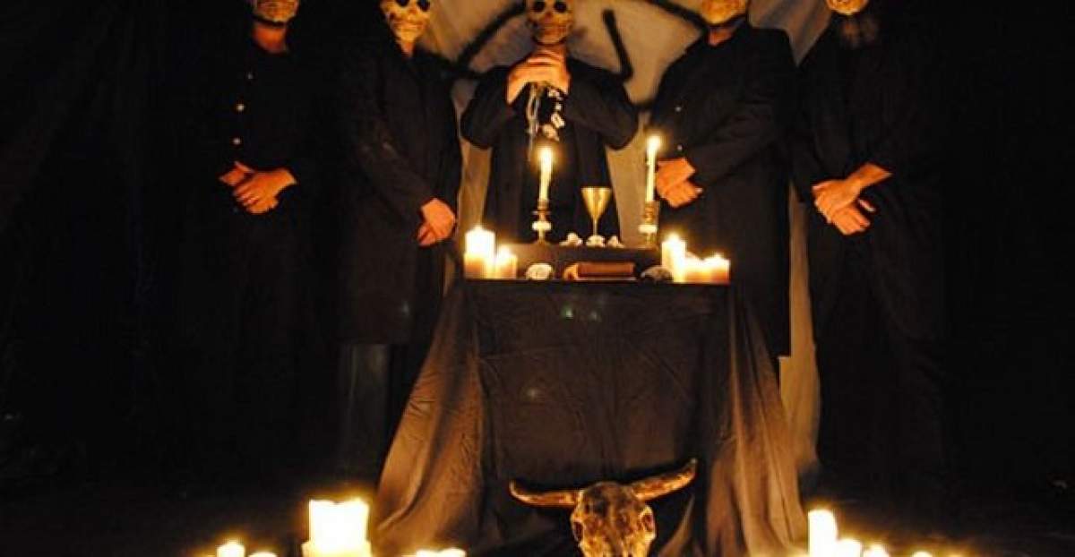 Copii racolaţi de un mare preot satanist! Slujitorul Diavolului a făcut deja zeci de victime