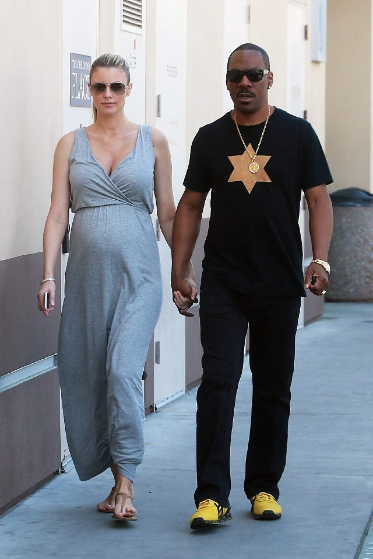 FOTO / La 55 de ani a devenit tătic pentru a noua oară! Eddie Murphy are o fetiţă