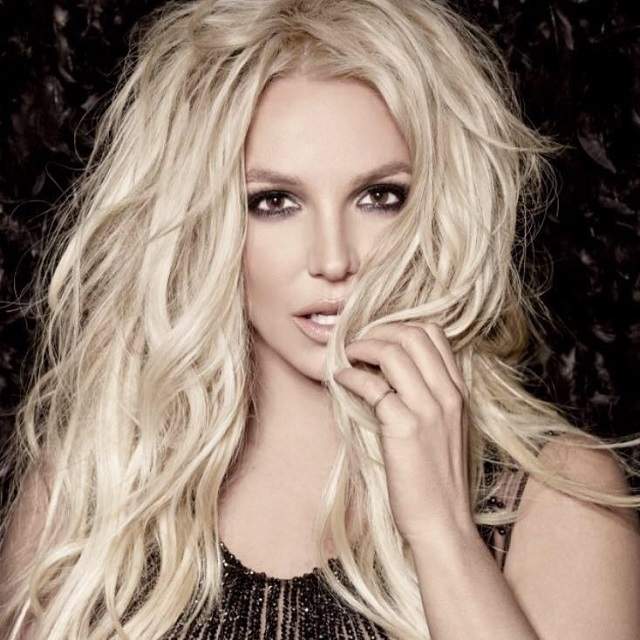 FOTO / Britney Spears, mai sexy ca niciodată! A pozat într-un costum de baie minuscul, iar fanii au fost în extaz: "Eşti atât de HOT!"
