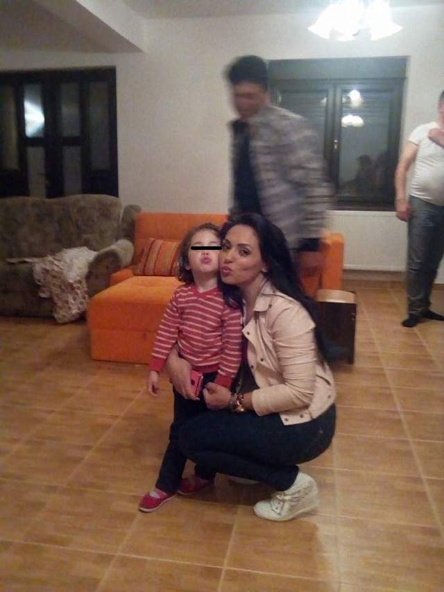 FOTO / Probleme în Paradis!? Raymond şi Constantina de la "Mireasă pentru fiul meu" şi-au pus pe jar fanii! Ce i-a făcut să se gândească la separare