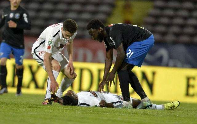 Patrick Ekeng, fotbalistul echipei Dinamo Bucureşti, s-a stins din viaţă după ce s-a prăbuşit pe teren