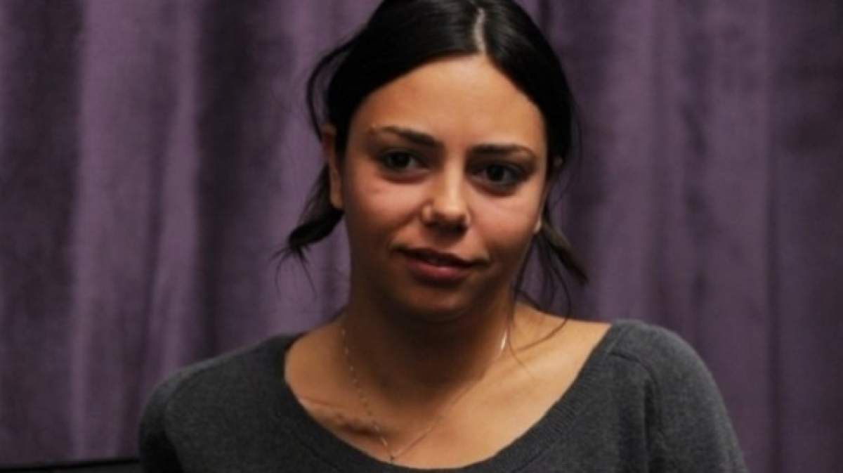 Pozează în femeie de afaceri, însă n-are bani nici pentru a-şi achita datoriile! Fiica unui milionar celebru a ajuns spaima creditorilor