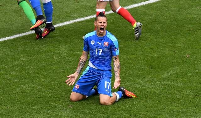 GALERIE FOTO / EURO 2016: Ţara Galilor – Slovacia 2-1, în Grupa B. Gareth Bale a câştigat duelul cu Hamsik