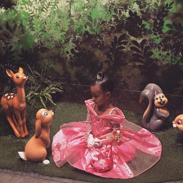 VIDEO & FOTO / De ziua fiicei sale, Kim Kardashian a dus-o în cel mai frumos loc de pe Pământ pentru copii