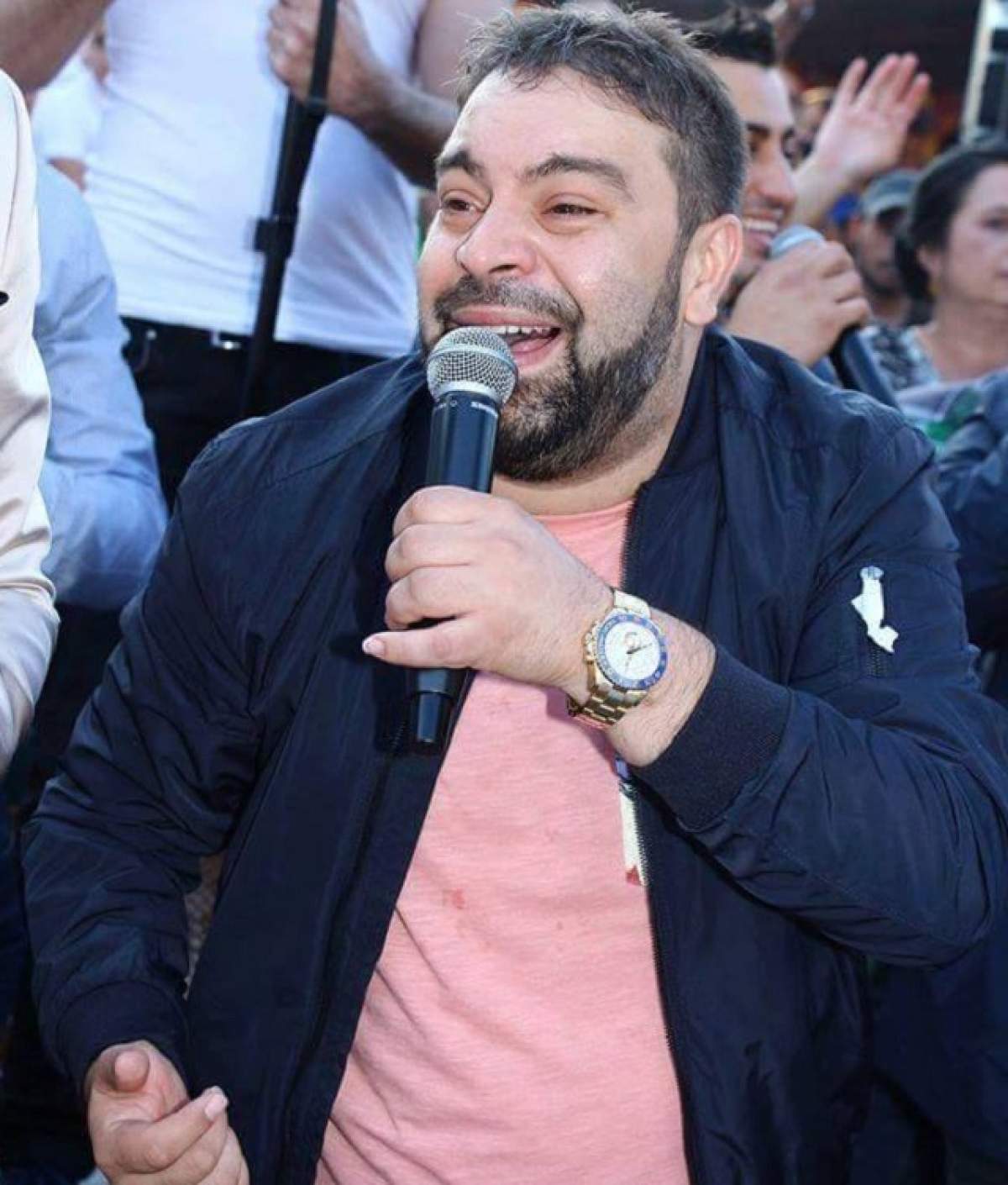 VIDEO / Florin Salam, într-o situaţie penibilă! Ce l-au obligat să facă interlopii!