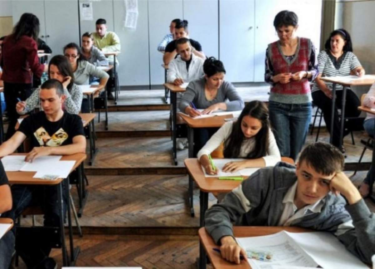 BACALAUREAT 2016 /  Un elev a fost dat afară din sala de examen, pentru că avea telefonul în buzunar