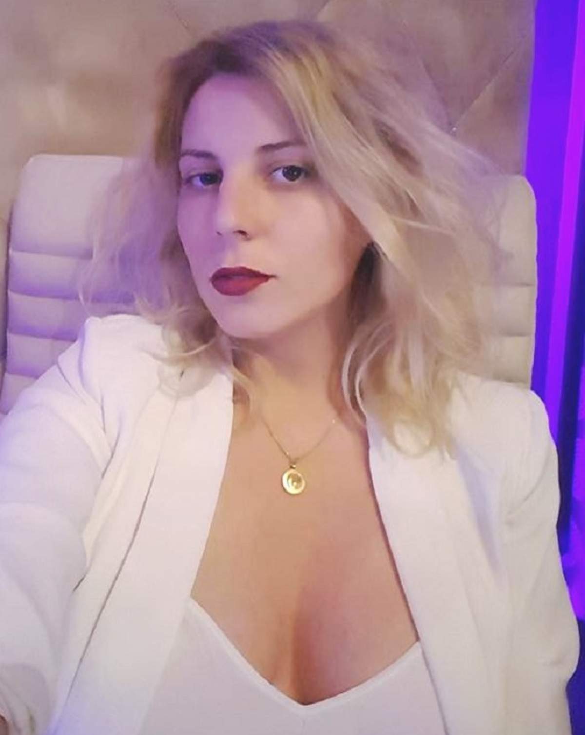 Alina Plugaru caută căţeluşe dornice de sex! Am trăit să o vedem şi pe asta!