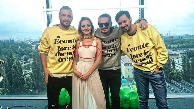 FOTO / Alexandra Stan, cu sfârcurile la vedere, într-o rochie mult prea transparentă