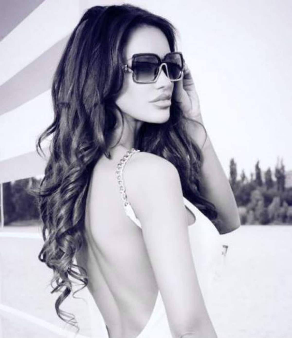 FOTO / Diva e divă chiar şi însărcinată! Bianca Drăguşanu a mers la salonul de înfrumuseţare şi toate privirile au fost pe burtica ei. Detaliul care a atras atenţia tuturor