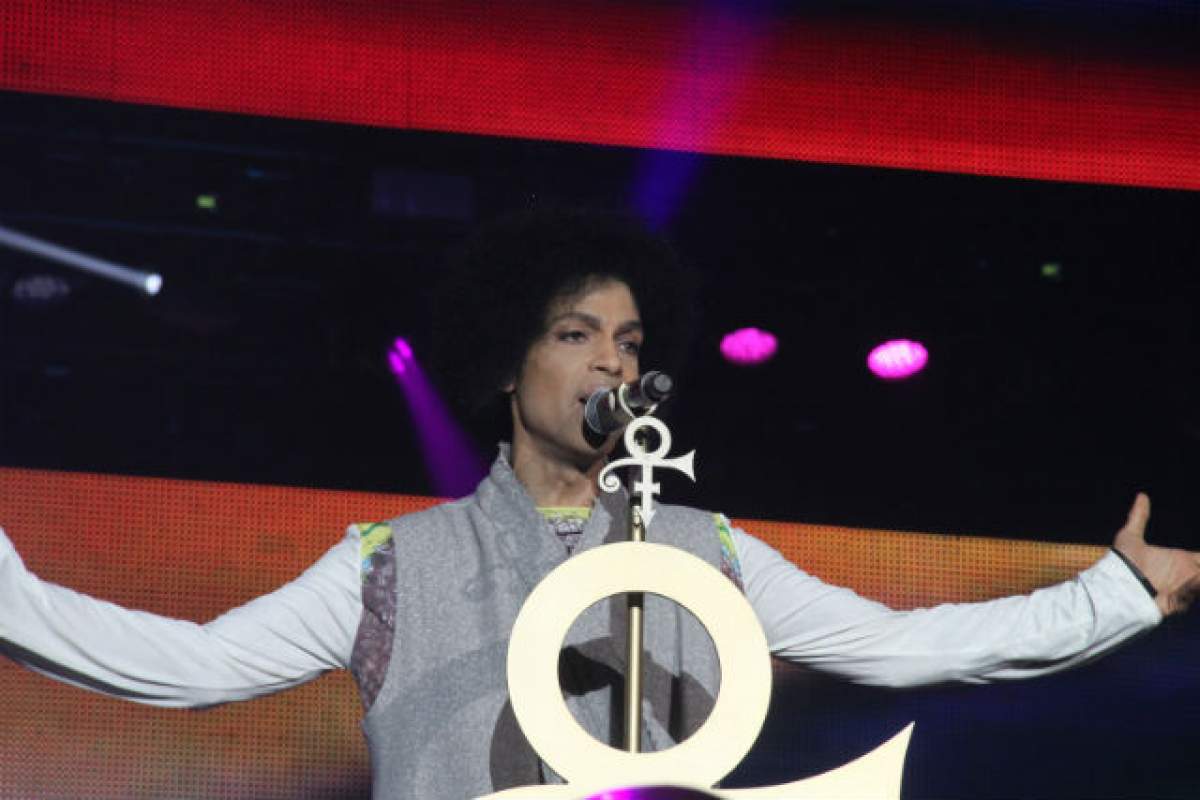 VIDEO & FOTO / Mărturii cutremurătoare despre ultimele zile de viaţă ale lui Prince