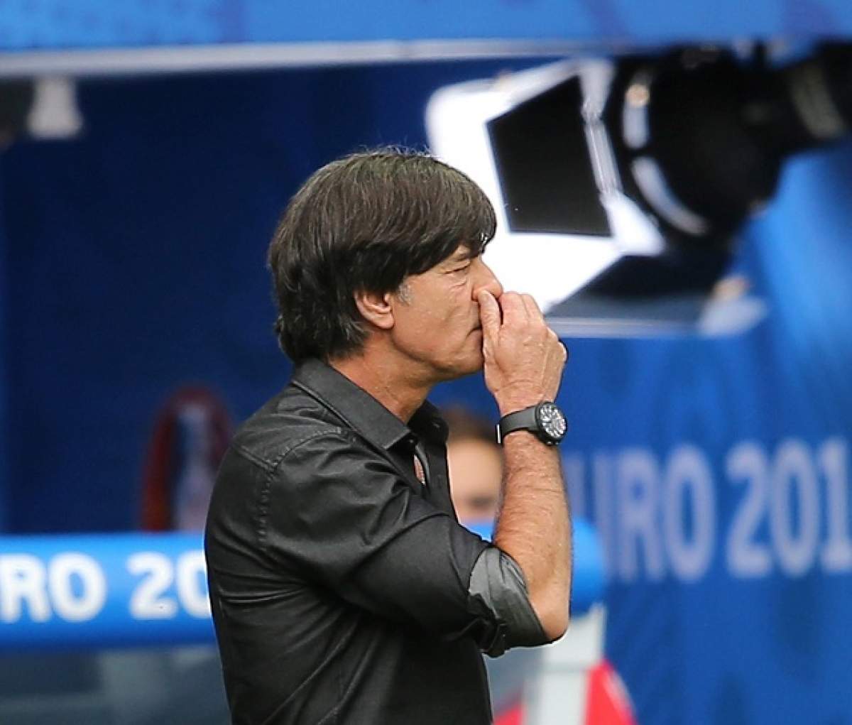 VIDEO / ULUITOR! Joachim Low nu se poate abţine! Selecţionerul Germaniei a făcut un nou gest oribil!