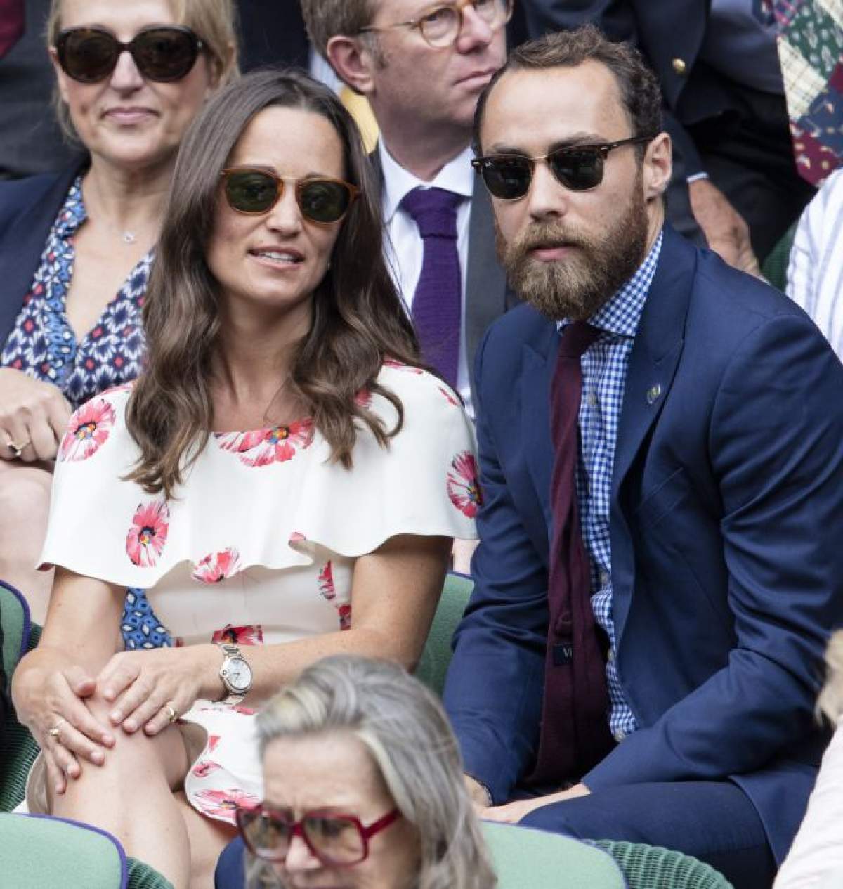 FOTO / Sora ducesei de Cambridge, cu chiloţii la vedere la Wimbledon! A lăsat să se vadă tot