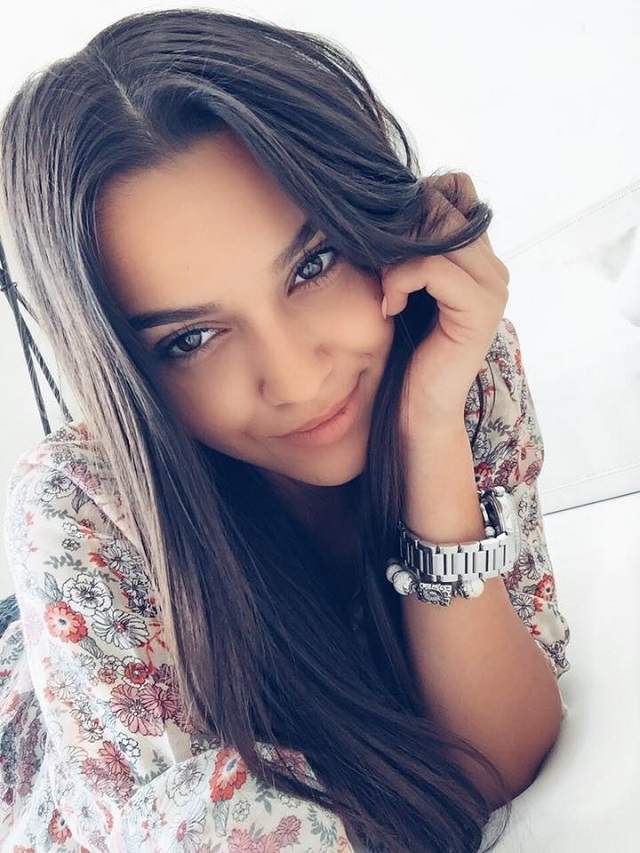 FOTO / Carmen Minune, surpriză pentru prietenii de pe Facebook! "Se vede?"