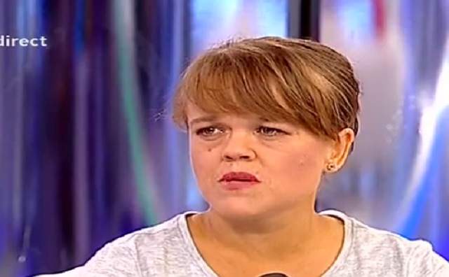 De la spital, au ajuns la TV! Cel mai cunoscut cuplu de pitici din România şi-a externat fetiţa