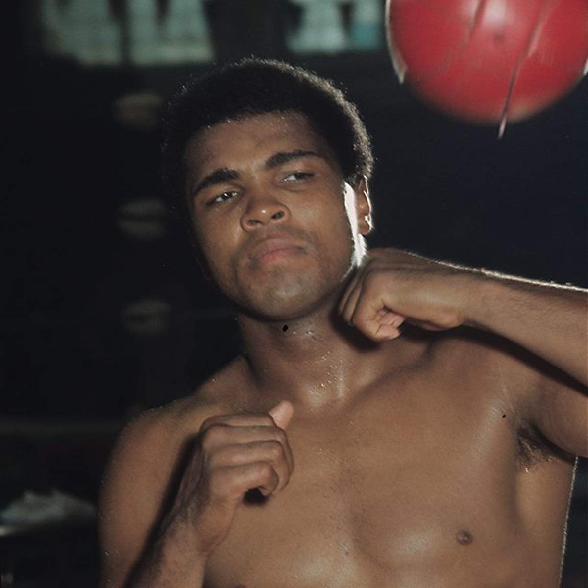 Șoc în lumea sportului mondial! A murit Muhammad Ali!