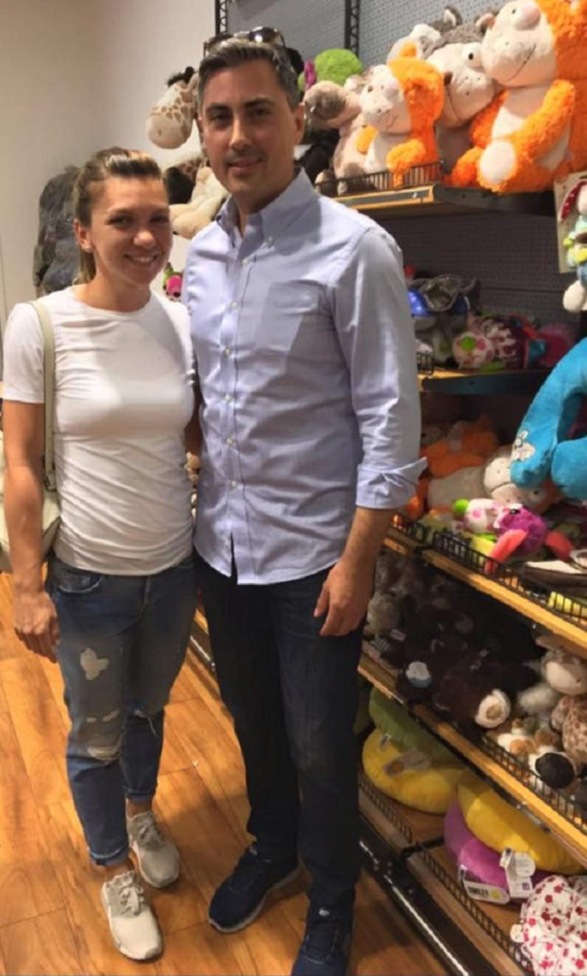 Simona Halep, surpriză în avion! N-a rezistat şi s-a fotografiat cu el imediat!