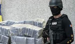 VIDEO / Captură record de droguri în România. Aşa arată 2,5 tone de cocaină