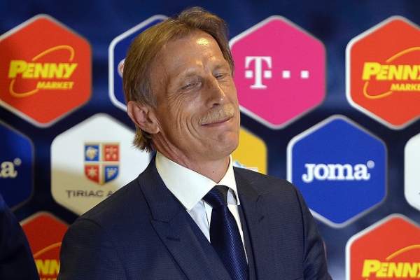 Incredibil, dar adevărat! Christoph Daum şi-a luat prima mare ţeapă în România!