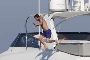 FOTO / Ce prinţesă are Leo Messi! Iubita starului Barcelonei, mai sexy ca niciodată! Imagini interzise cardiacilor!