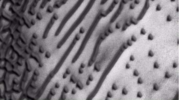 VIDEO & FOTO / Astronomii au descifrat codul Morse descoperit pe Marte. Surpriza este una de proporţii