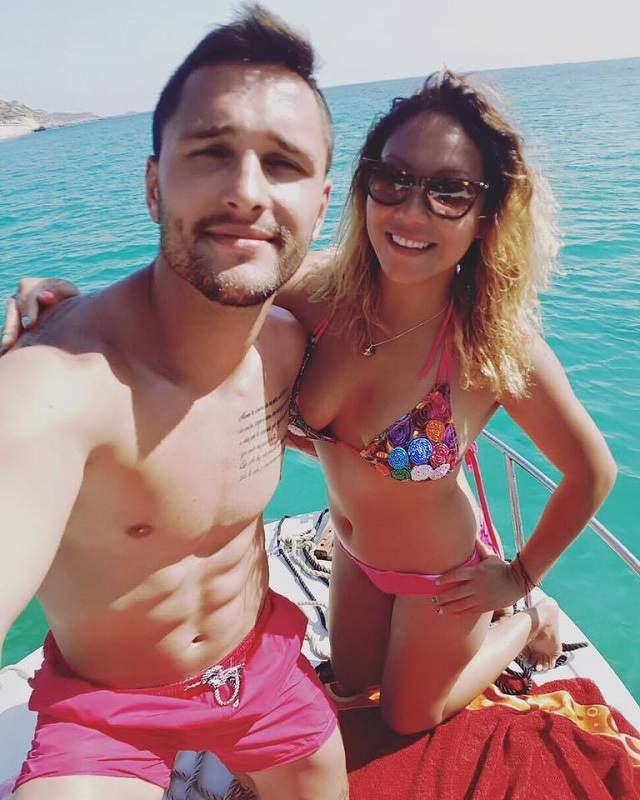 FOTO / Ce iubită are Florin Andone! E o columbiancă SUPERBĂ!