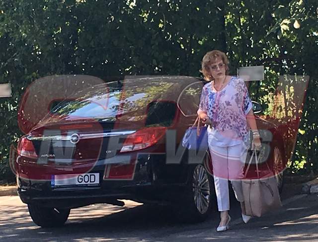 FOTO & VIDEO / Momente ULUITOARE pentru Corina Chiriac! Un bărbat i-a făcut cea mai mare surpriză din viaţă!