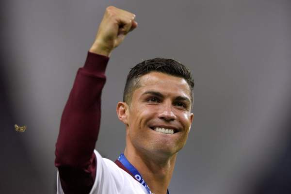 Gest SENZAŢIONAL făcut de Cristiano Ronaldo! Starul portughez a impresionat o lume întreagă!