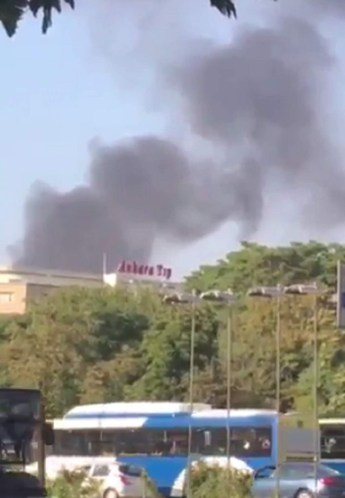 VIDEO / Explozie puternică la Ankara, în apropierea televiziunii naţionale