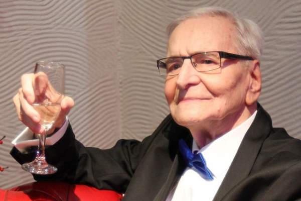 FOTO / Radu Beligan era înnebunit după fotbal! Poză de colecţie alături de un jucător celebru!