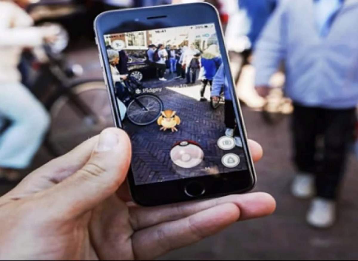 POKEMON GO, aplicaţia care face ravagii în lume! Un adolescent a murit în timp ce încerca să prindă un pokemon