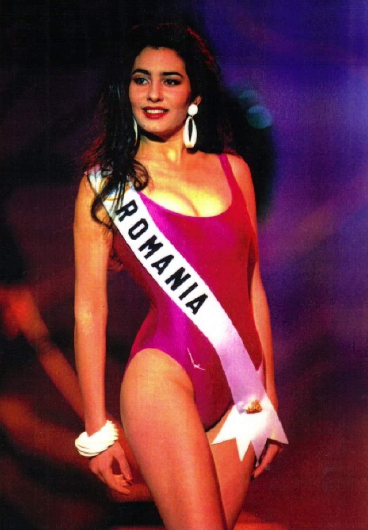 Cum arată acum bomba sexy care a reprezentat România la "Miss Universe 1995"!