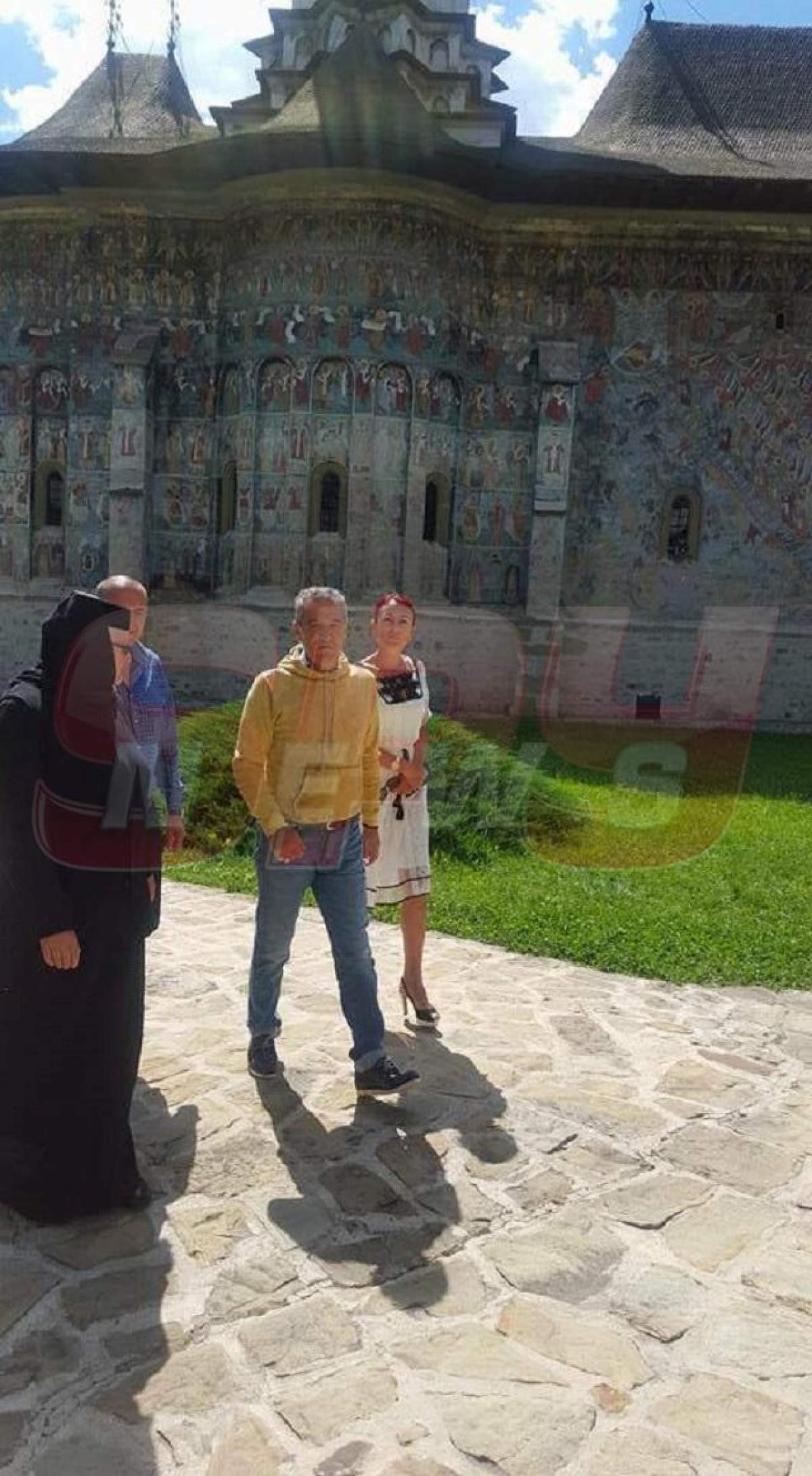 Gigi Becali a plecat, în secret, la mănăstire! Imagini EXCLUSIVE din locul în care își caută liniște latifundiarul din Pipera