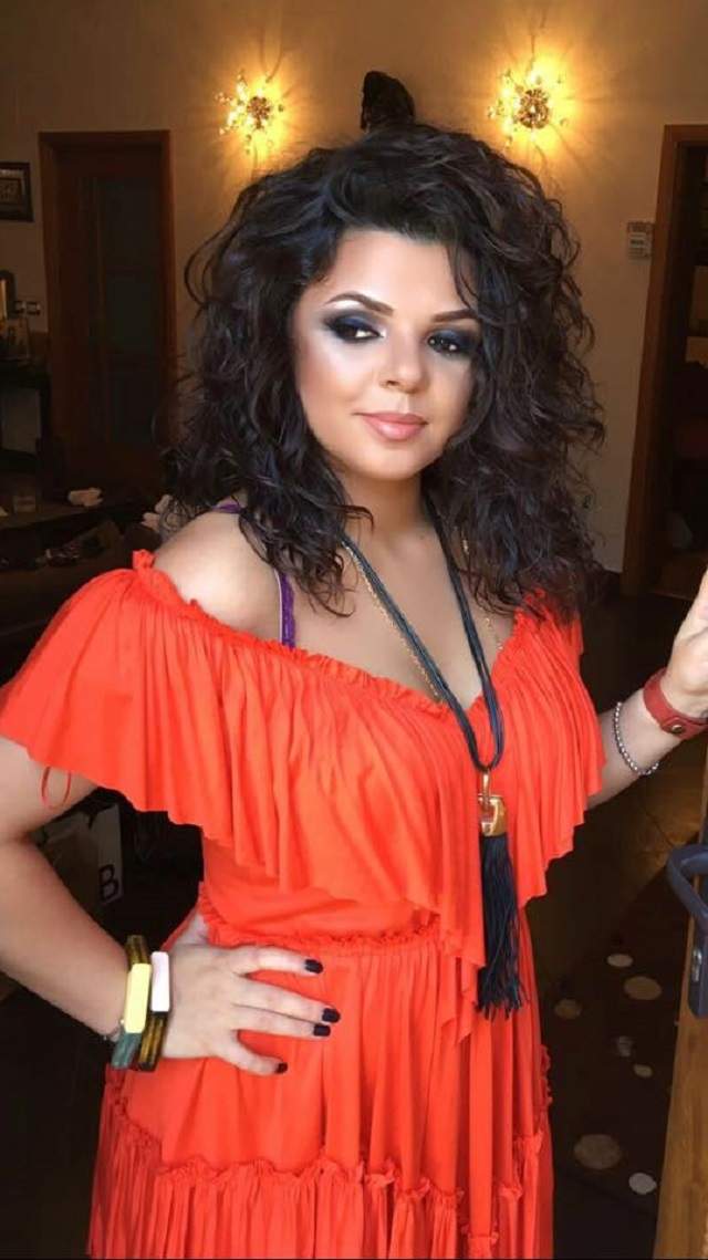 Cântăreaţa de manele Laura Vass, TRANSFORMATĂ TOTAL! A slăbit, şi-a schimbat culoarea părului şi e de nerecunoscut!