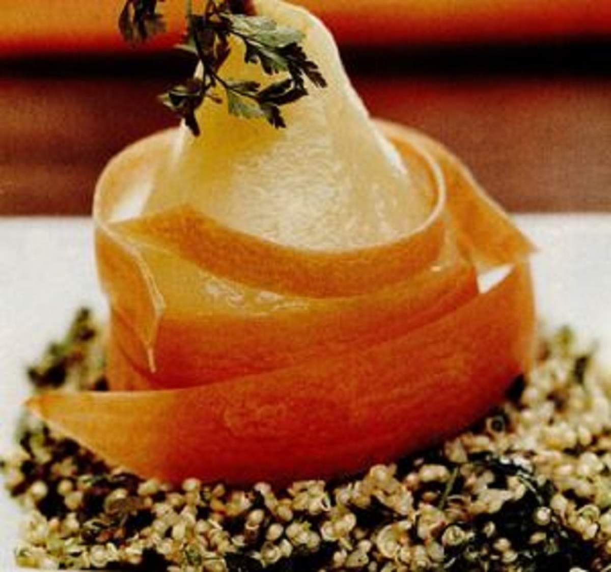 REŢETA ZILEI - SÂMBĂTĂ: Pere decojite cu quinoa şi hasmaţuchi! Preparatul AFRODISIAC care-ţi GARANTEAZĂ o noapte FIERBINTE cu iubitul