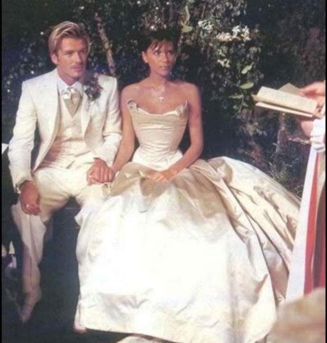 FOTO / Imagini de colecţie de la nunta celebrului cuplu Victoria şi David Beckham! Mesajul emoţionant postat de fostul fotbalist la ceas aniversar