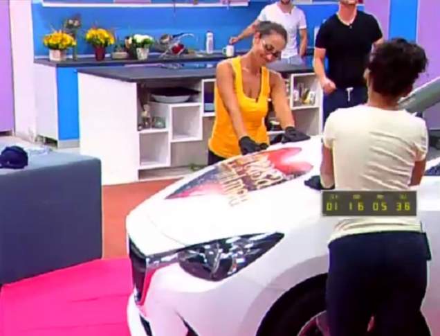 LIVE din CASA "Mireasă pentru fiul meu"! Concurenţii, filmaţi pas cu pas! Vezi aici, minut cu minut, ce fac atunci când nu sunt la TV!