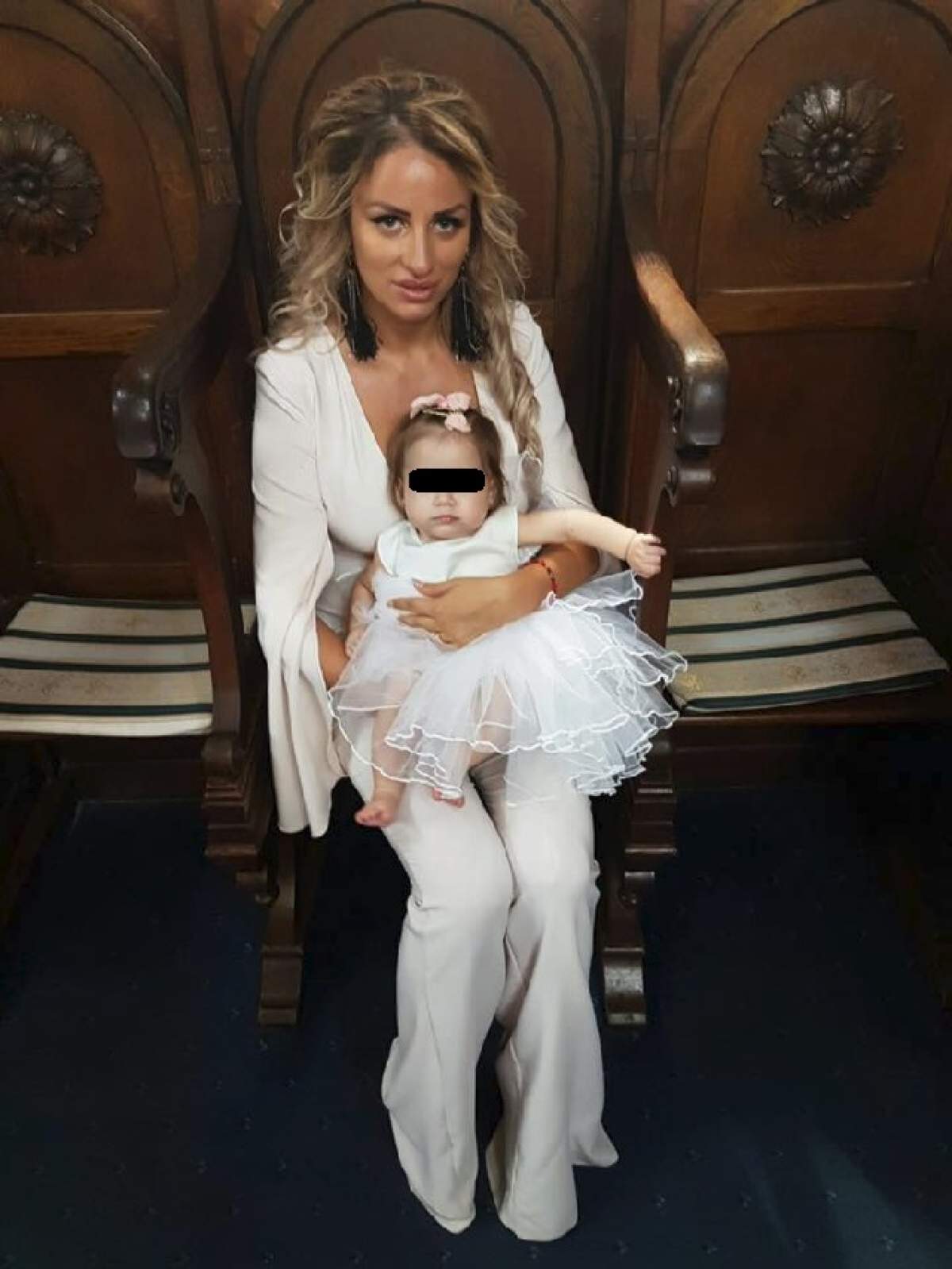 Fetiţa Sânzianei Buruiană, în dureri! Vedeta a mărturisit tot