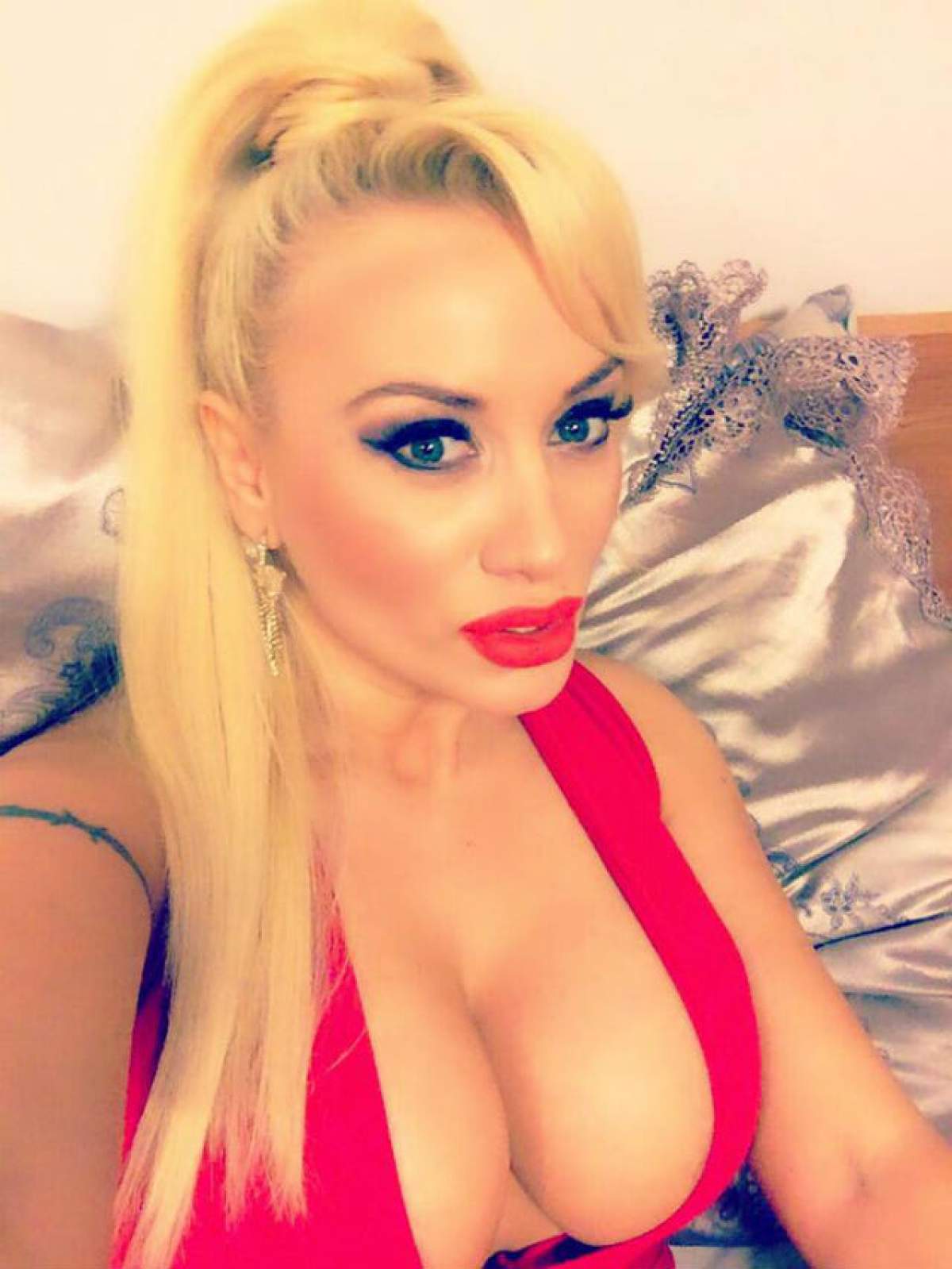 FOTO / Simona Traşcă s-a dat singură de gol: "Am chef să lenevesc cu el." E incredibil cu cine îşi împarte patul