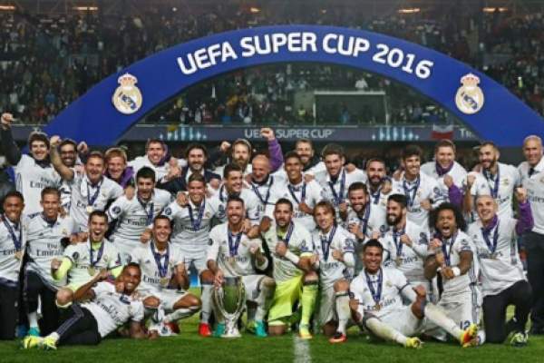 VIDEO / Real Madrid a câştigat Supercupa Europei! La finalul meciului, Zinedine Zidane a avut parte de o surpriză uriaşă!