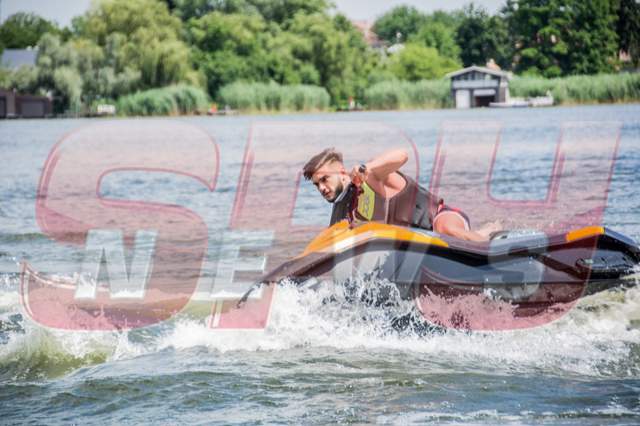 Dorian Popa trăiește periculos! Vedeta s-a scăldat în adrenalină, la Snagov! Imagini EXCLUSIVE