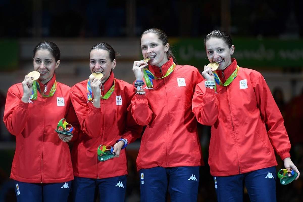 Fete de aur! Echipa feminină de spadă a României a câștigat titlul olimpic la Rio de Janeiro!