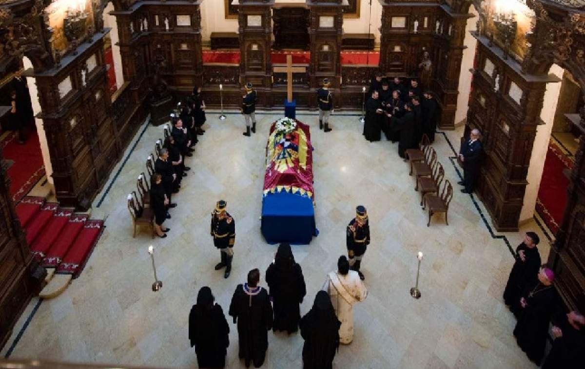 Mobilizare fără precedent la înmormântarea Reginei Ana! Cum s-au pregătit autorităţile
