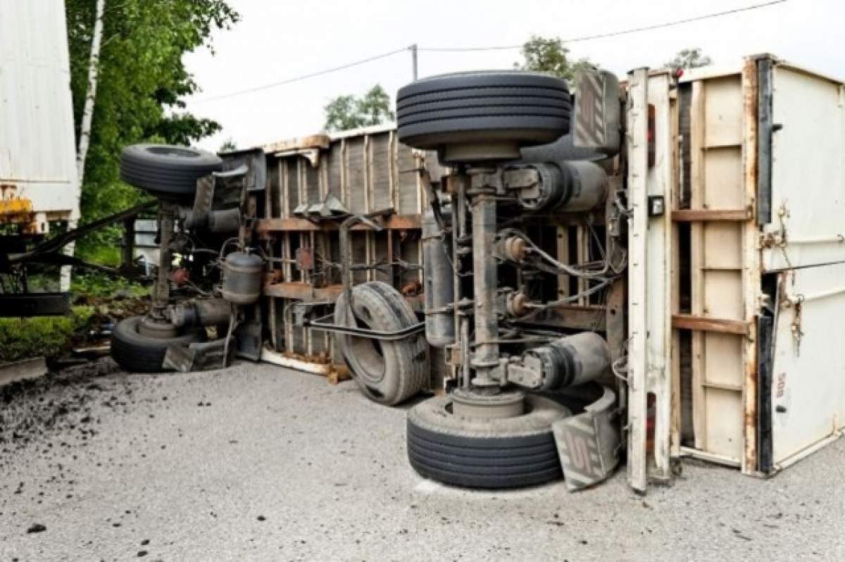 Accident rutier deosebit de grav pe DN1! Un cursant al Școlii de Poliție de la Câmpina a murit pe loc, iar alți patru sunt grav răniți