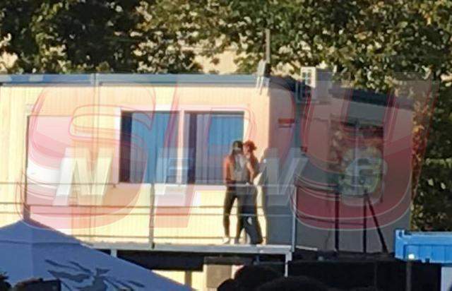 Imagini EXCLUSIVE! Ce făcea Rihanna înainte de a urca pe scenă, în București