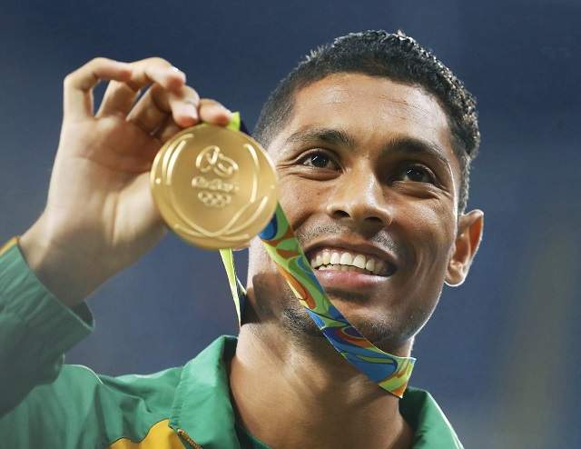 FOTO / Câţi bani încasează un sportiv care a câştigat o medalie de aur la Jocurile Olimpice de la Rio